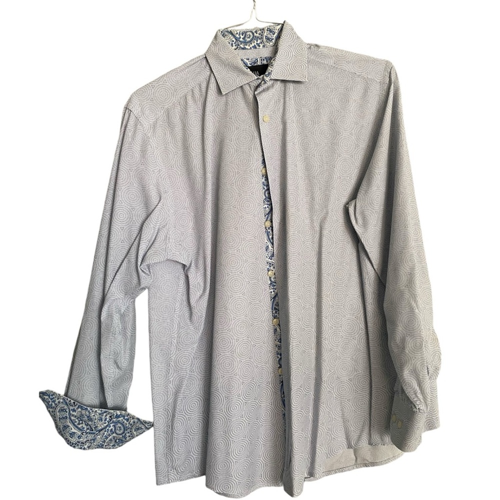 Long sleeve shirt circles pattern